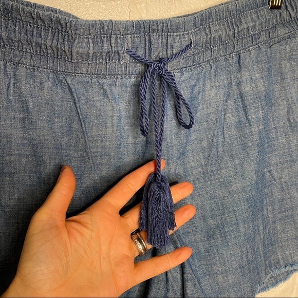 Time & Tru Blue Chambray Cotton Raw Hem Pull On Shorts Size Large 12-14 - Picture 4 of 7